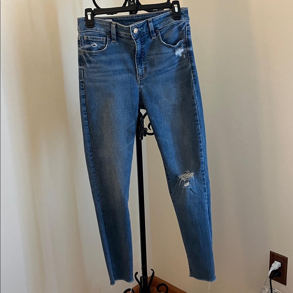 Blue Distressed Jeans